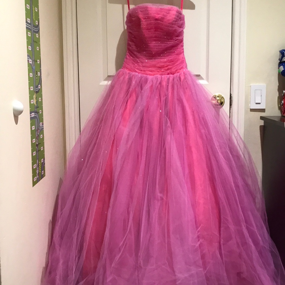 Strapless long dress